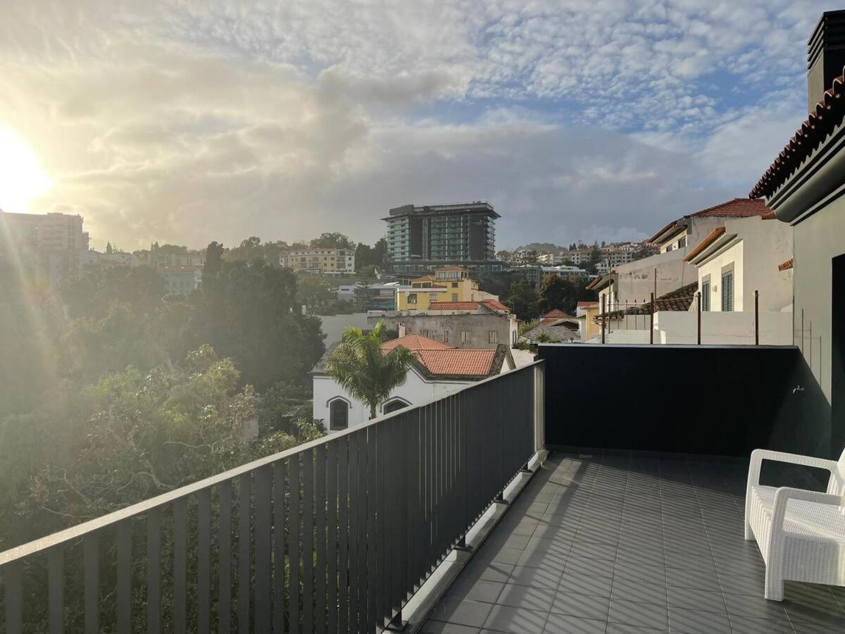 Carreira Residence Funchal  Exterior photo