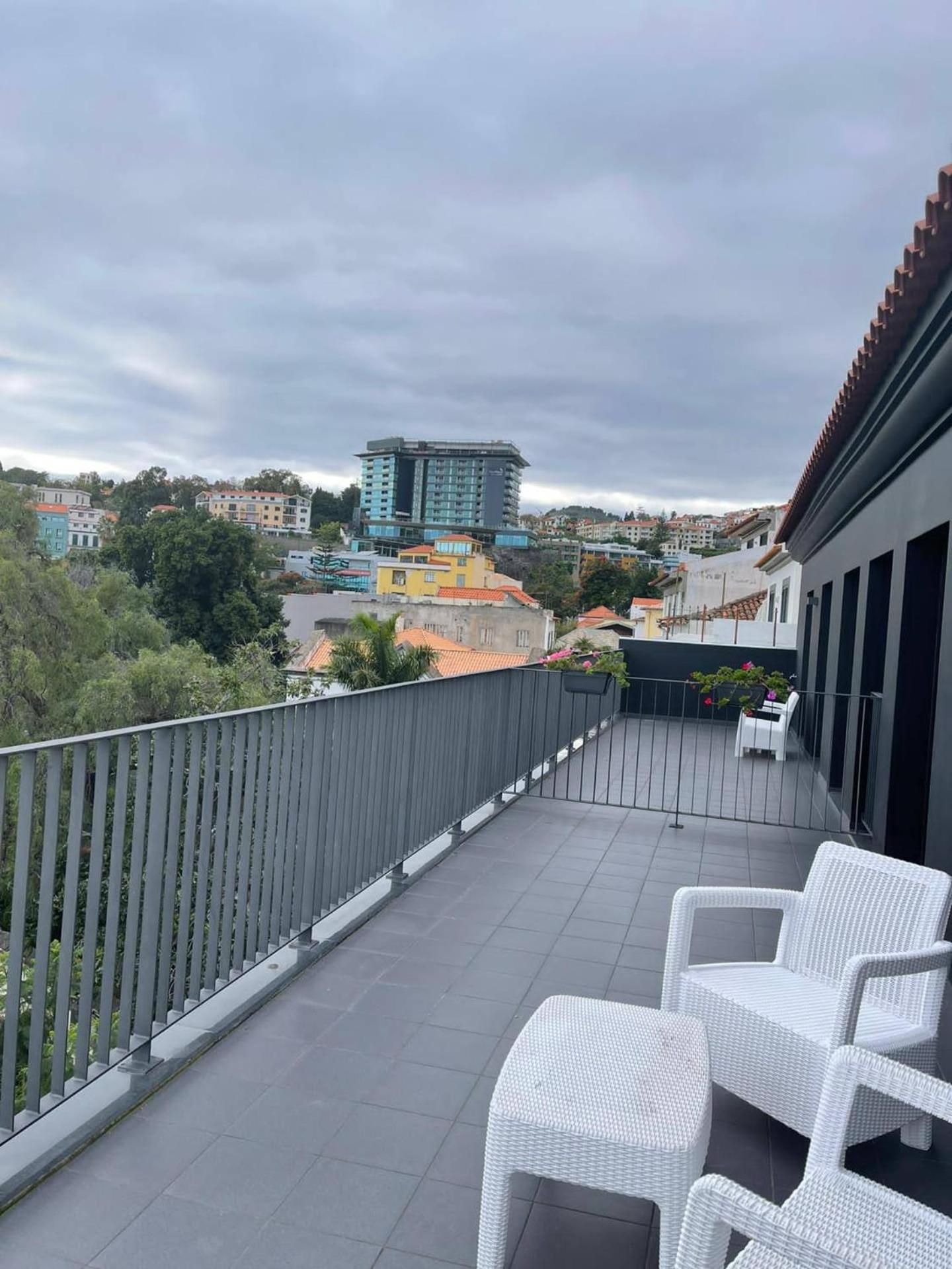 Carreira Residence Funchal  Exterior photo